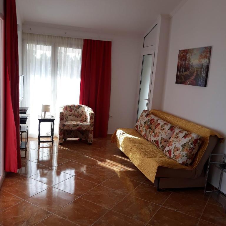 Apartments Jovanic with 2 bedrooms - Penthaus Apartman - 9
