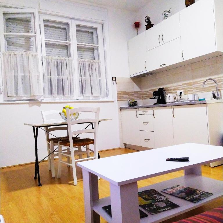 Podgorica Center - Apartman sa 1 Spavaćom Sobom - 17