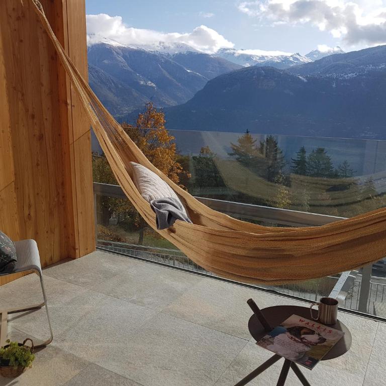 Chalet Diognysos B&B, Wellness & Boutique Hotel, Valais Crans-Montana Diogne - Suite - Vue sur Montagne - 8