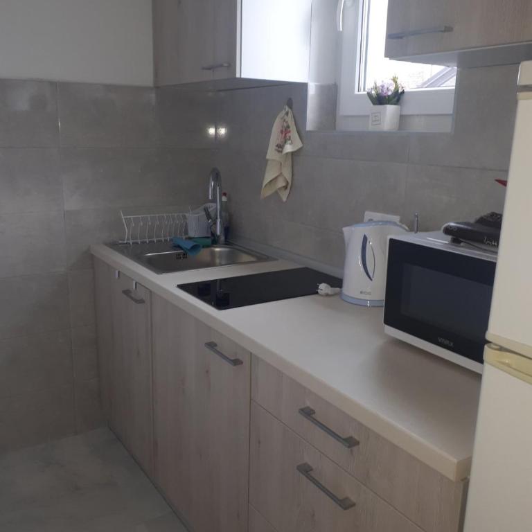 Apartman KIWI in a quite central area - Apartman sa 1 Spavaćom Sobom - 9