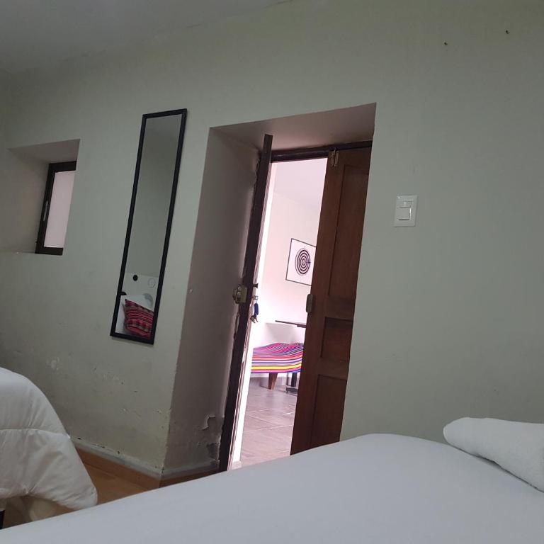 Xplora Hostel Cusco - Habitación Doble - 2 camas - 2