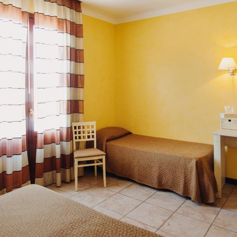 Villa Zina Family Resort - Camera Tripla - 1