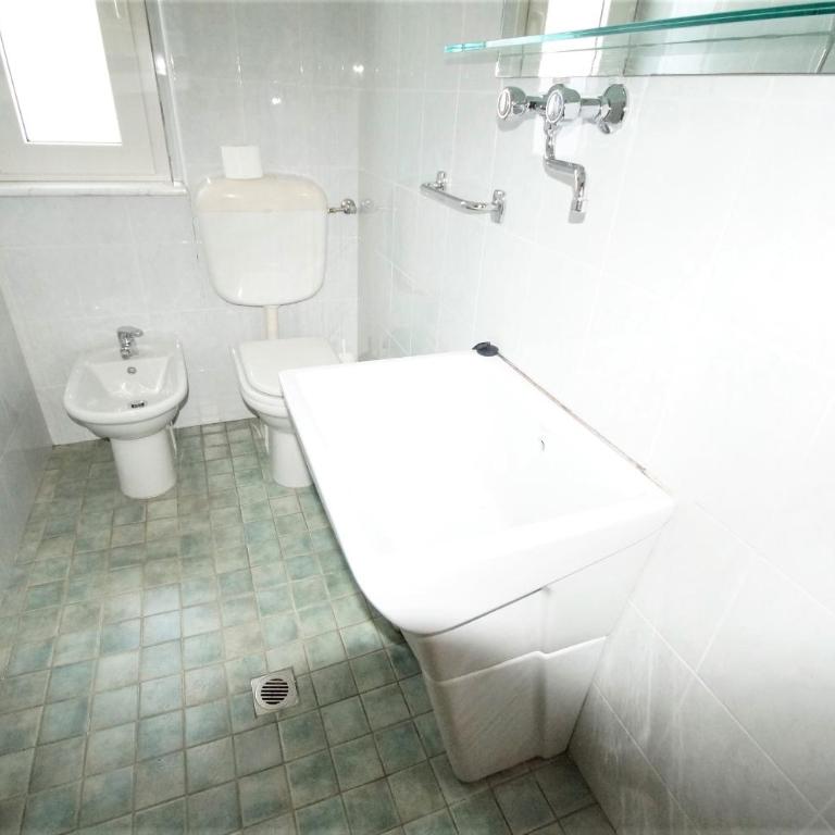 Appartamenti La Mer - Appartamento con 2 Camere da Letto - Via dei Mille 25 - 11