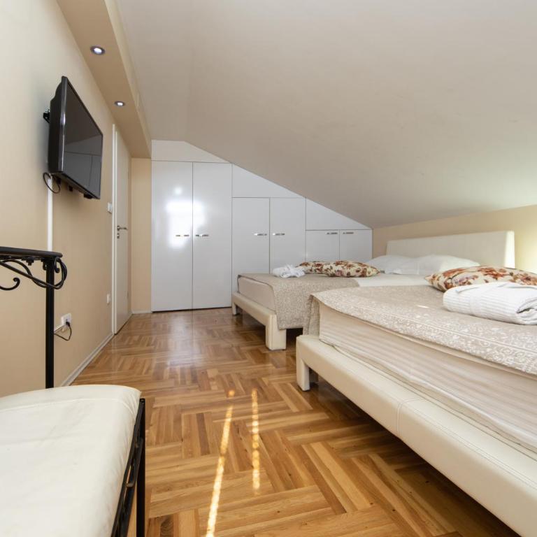 F Apartmani Kragujevac - Two-Bedroom Apartment with Sauna - 15
