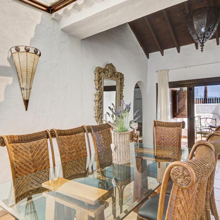 Villa Sávila - Four-Bedroom Villa - 14