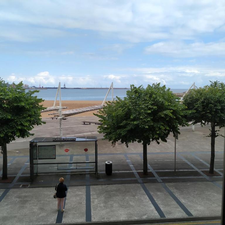 Apto. Vista Playa Poniente - Apartamento con vistas al mar - 8