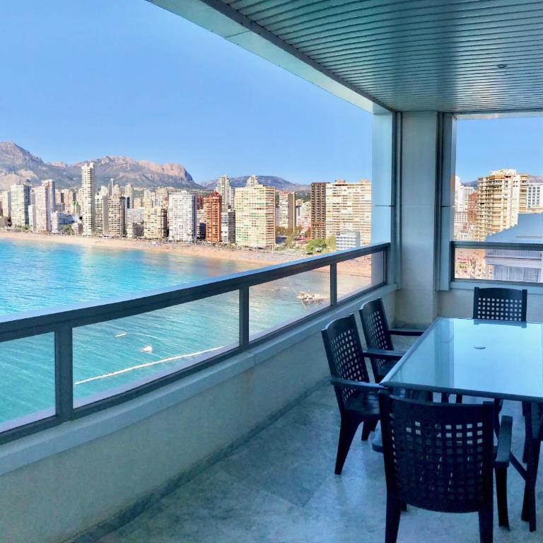 Gemelos 28 Blueline - Apartamento con terraza - 1