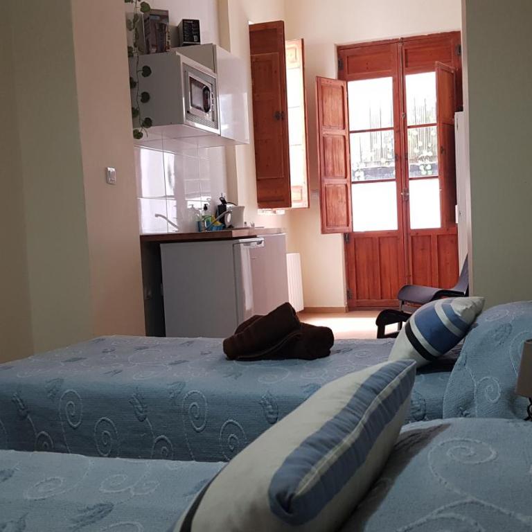 PLAZA REDONDA brugada home - Deluxe Double or Twin Room - 6