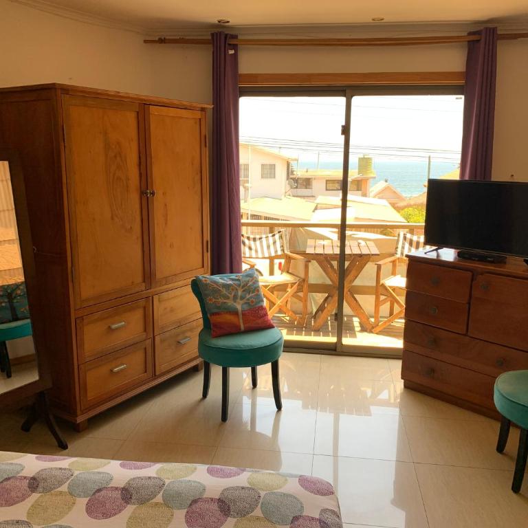 Hostal Maitencillo Norte - Queen Room with Balcony - 5