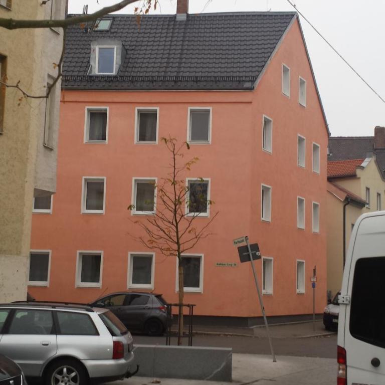 Schöner wohlfühlen in Augsburg 2 zimmer apartment zentral bis zu 4 personen - Appartement - 40