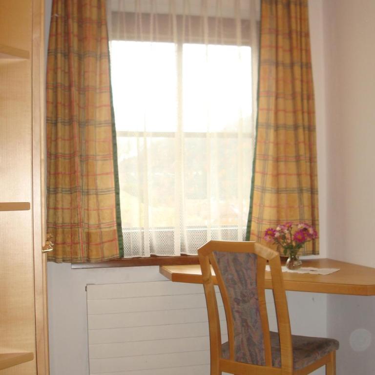 Gästehaus Moser - Familien-Apartment (2 Erwachsene + 2 Kinder) - 6