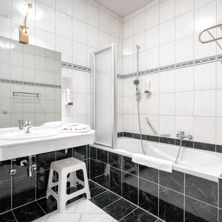 Hotel Erlenhof - Superior Doppelzimmer - 4