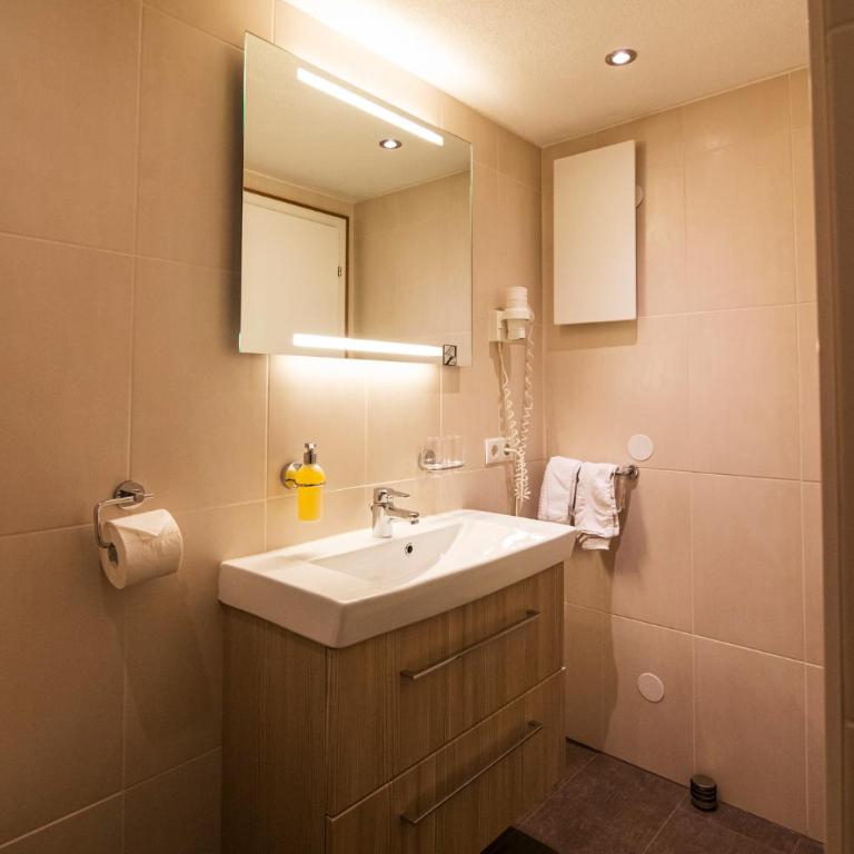 Landhaus Gasser - Standard Apartment mit 2 Schlafzimmern - 1