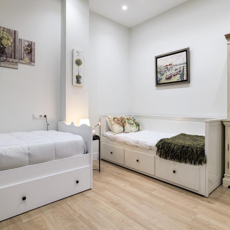 Bilbao Centro con opción de Parking - Three-Bedroom Apartment - 10