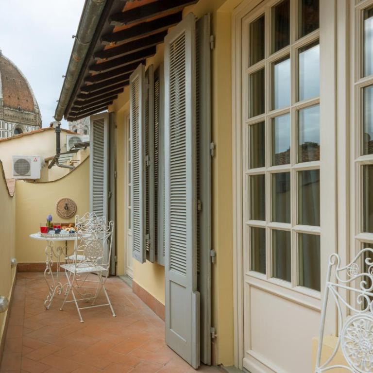Al Campanile - Appartamento Superior con Balcone - 17
