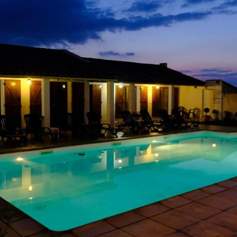 Auberge de la Fadaise - Chambre Double - Vue sur Piscine - 4