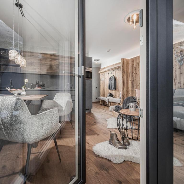 Platzhirsch Apart & Mayrhofen - Apartment mit Terrasse - 7