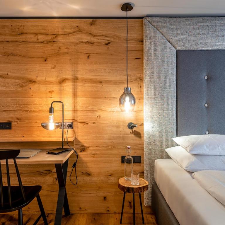 Hotel das Zwölferhaus - Junior Suite mit Balkon - 5