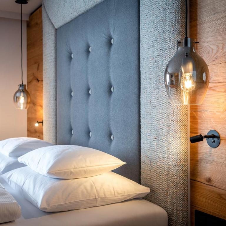 Hotel das Zwölferhaus - Junior Suite mit Balkon und Bergblick - 3