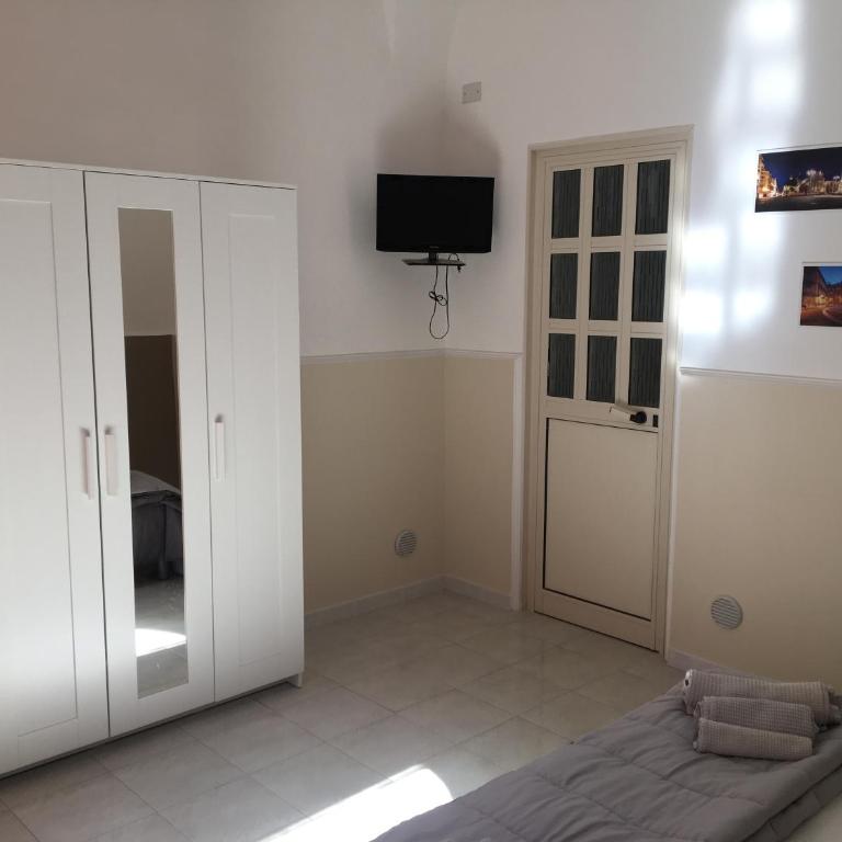 Cortile Cerami - One-Bedroom House - 4