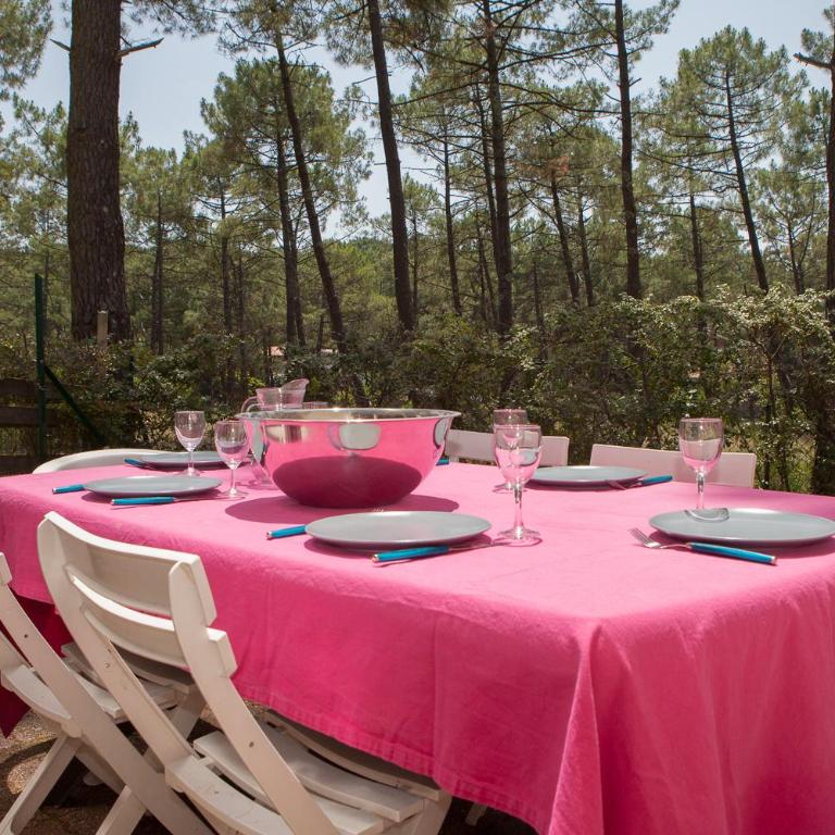 PROMO Maisonnette donnant sur la Pinède - Two-Bedroom House - 3