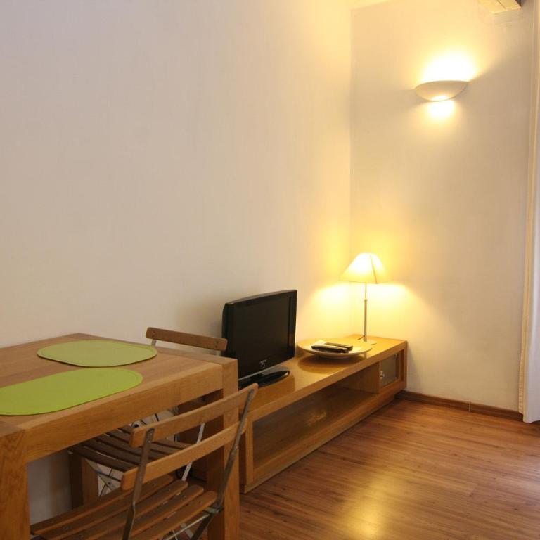 BCN2STAY Apartments - Studio with Balcony - 10