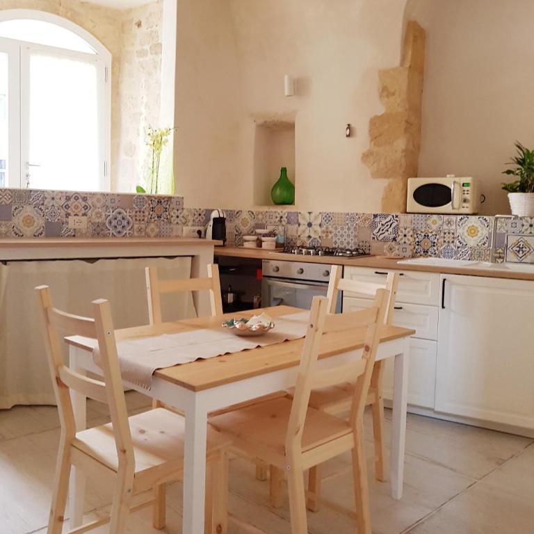DAMA - Two-Bedroom Apartment - 11