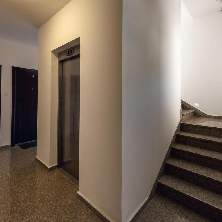 Apartment Gosposhtina 219 - Apartman s 1 Spavaćom Sobom i Pogledom na More - 2