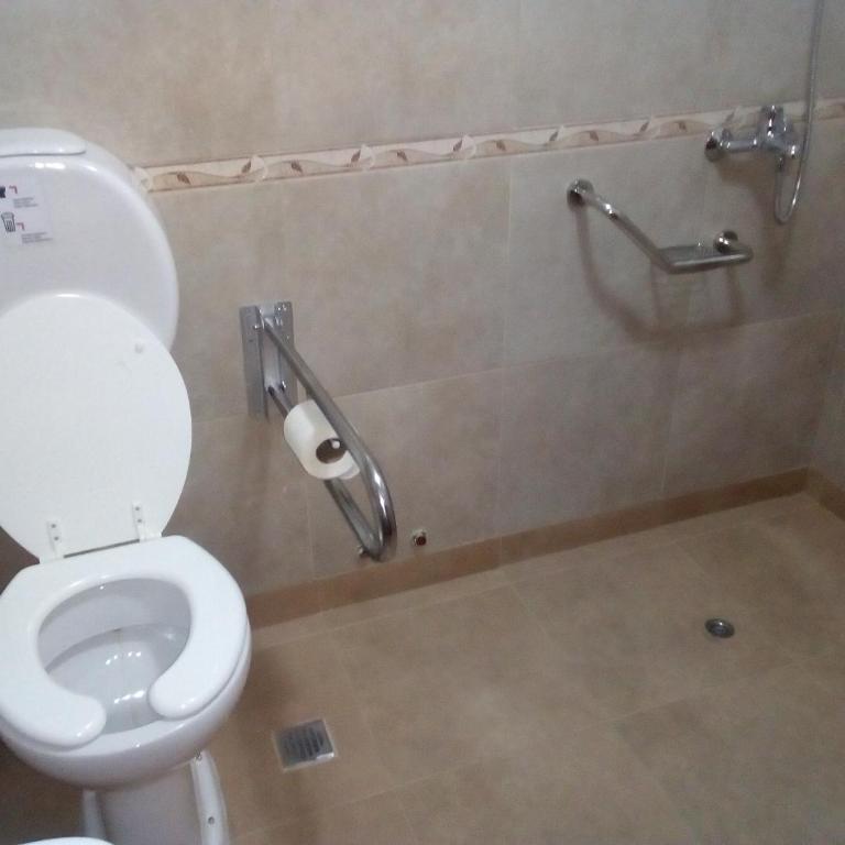 HOSTERIA Auroras de Fuego - Habitación Triple adaptada para personas con movilidad reducida - 3