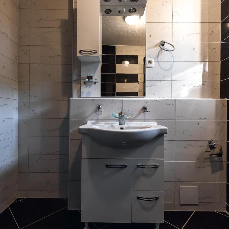 Apartment Gosposhtina 219 - Apartman - 22