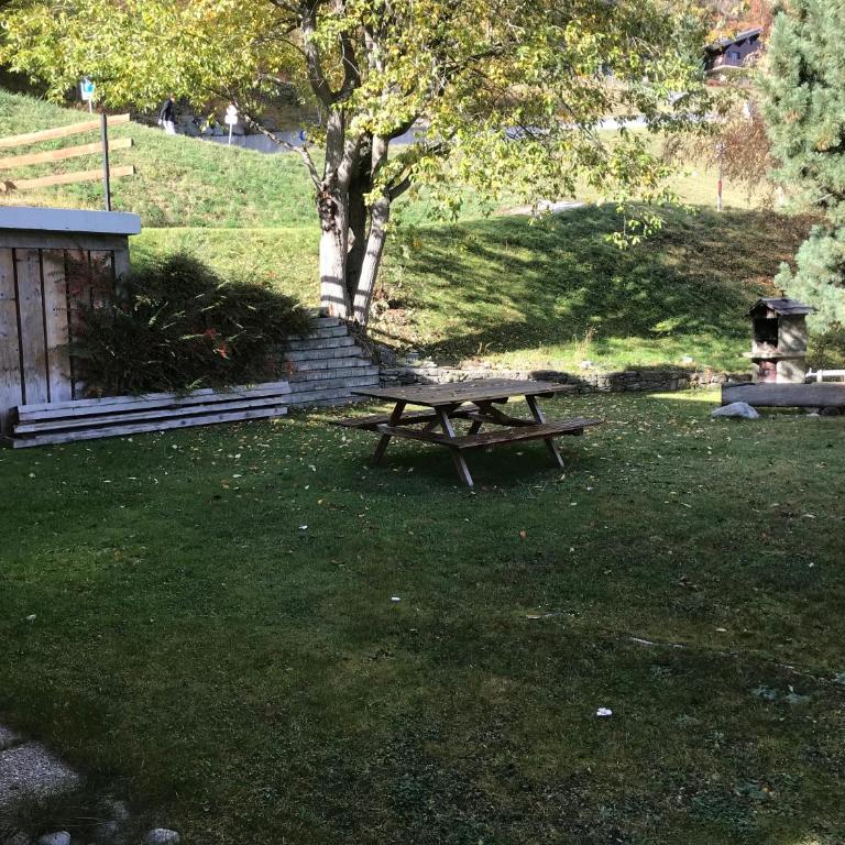 Chalet Lé Fèrtin - Three-Bedroom Chalet - 34