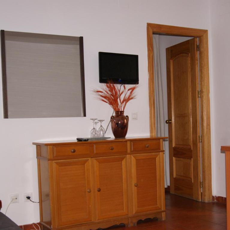 Hostal Alcazar I - Habitación Cuádruple (4 adultos) - 1