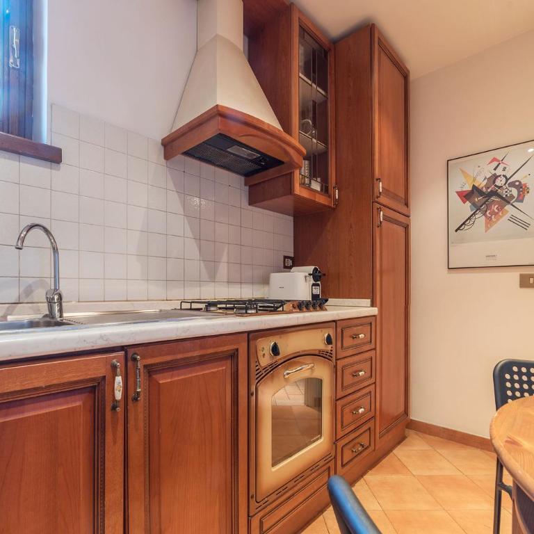 Amazing studio in Campo de Fiori - FromHometoRome - Appartamento Monolocale - 12