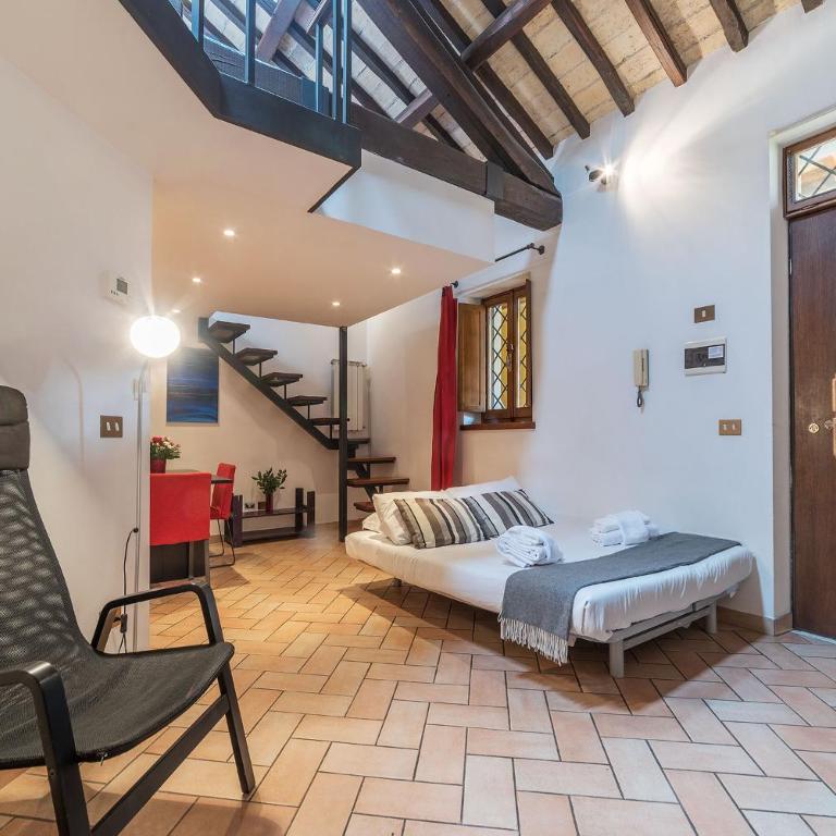 Amazing studio in Campo de Fiori - FromHometoRome - Appartamento Monolocale - 8