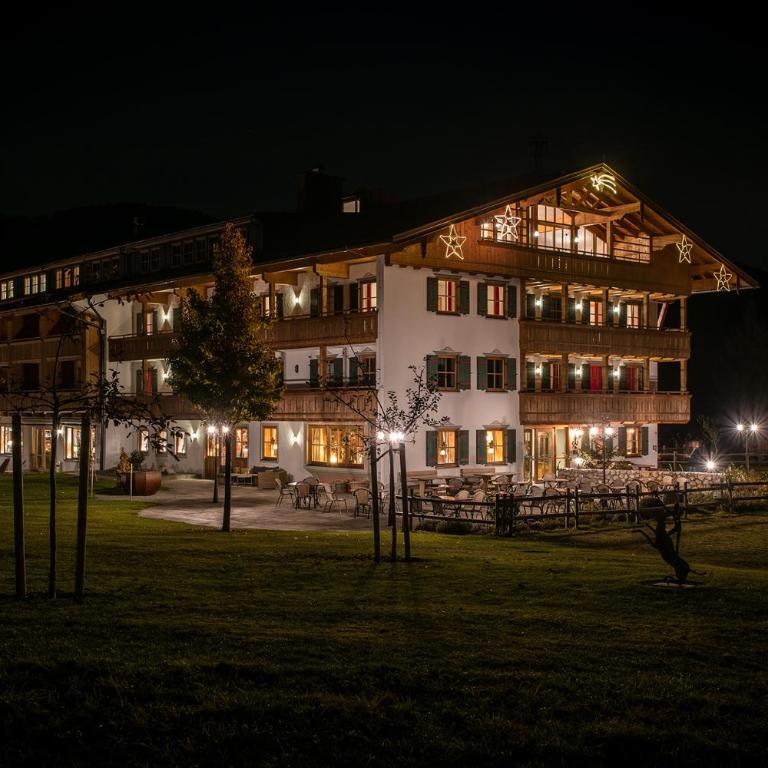 Relais & Châteaux Gut Steinbach Hotel Chalets SPA - Standard Doppelzimmer - 2