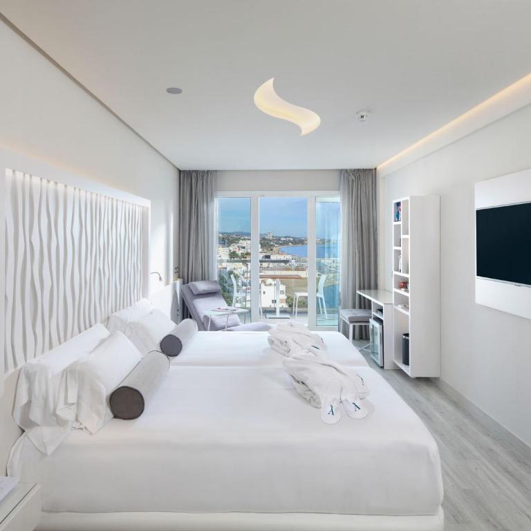 Amàre Beach Hotel Marbella - Adults Only Recommended - Make it Happen Twin Room with Lateral Sea View - 4