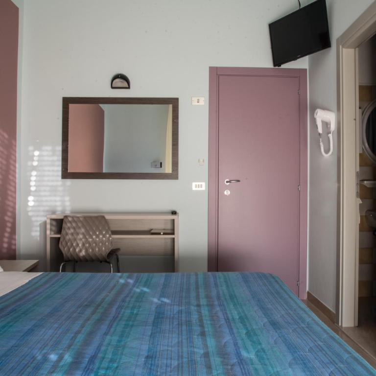 Hotel Mirage - Camera Matrimoniale Economy con Balcone - 2