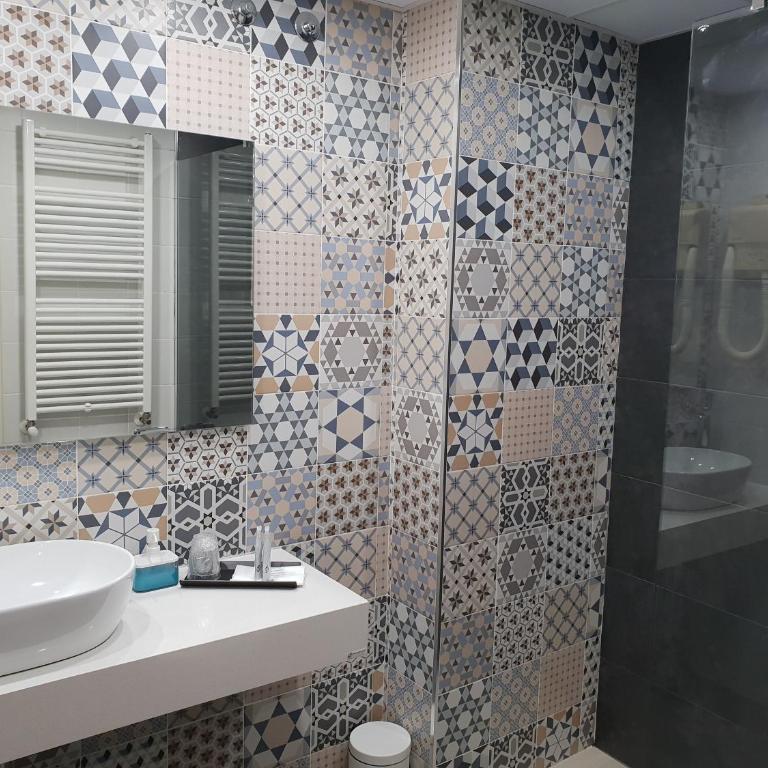 Alda A Boira - Habitación Doble Deluxe con balcón - 3
