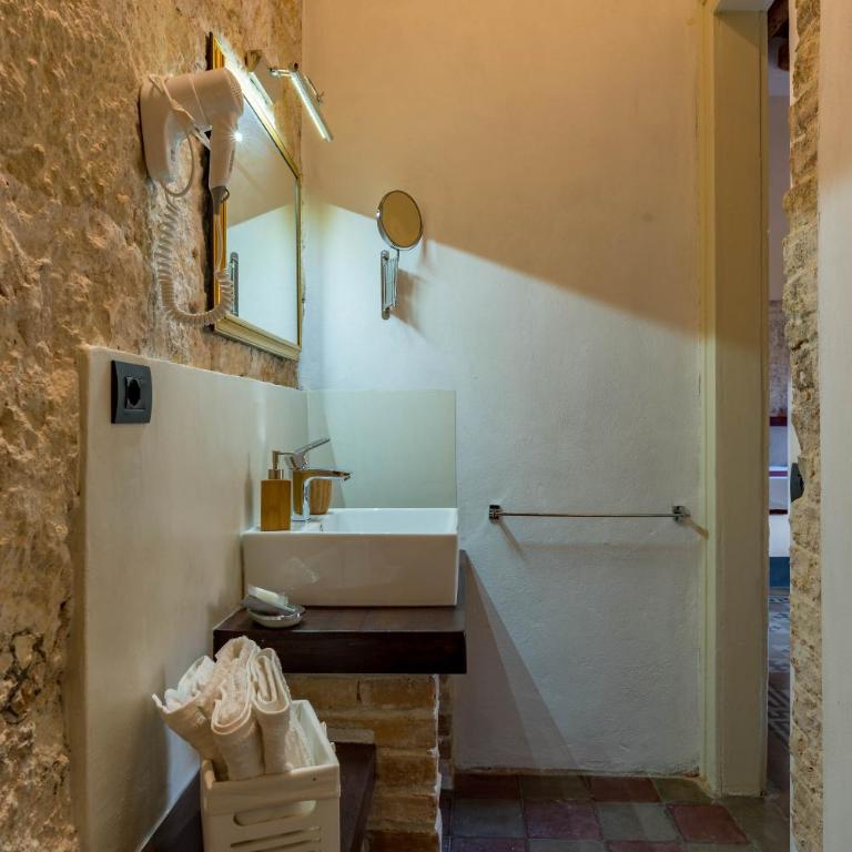 Cappuccine GuestHouse - Camera Matrimoniale Superior - 7