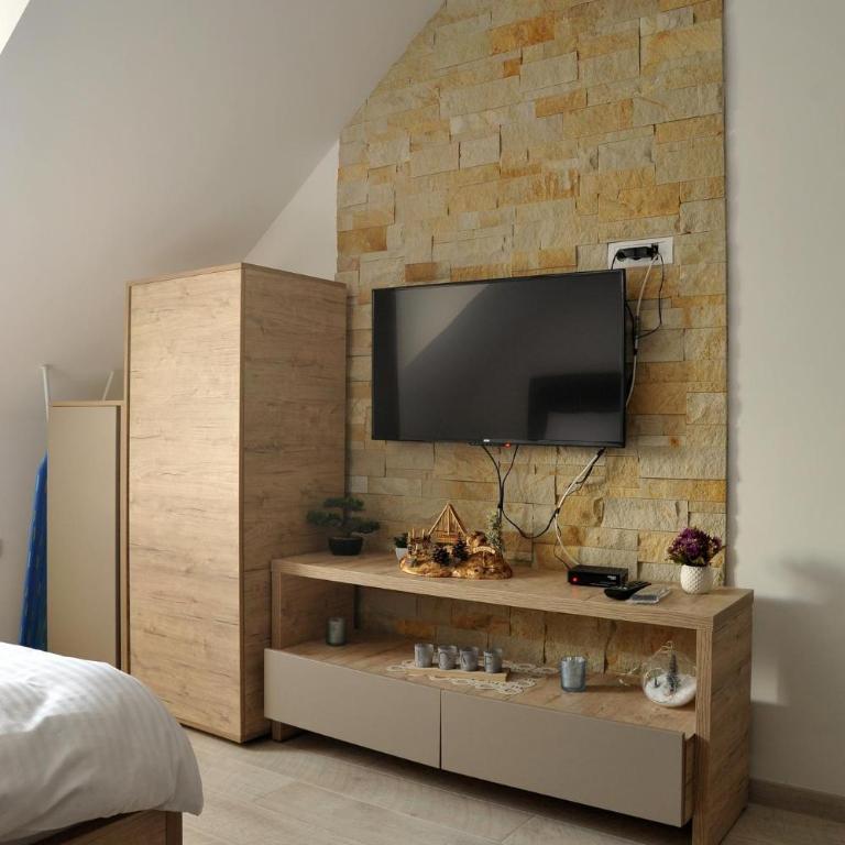 Milmari L44 - One-Bedroom Apartment - 12