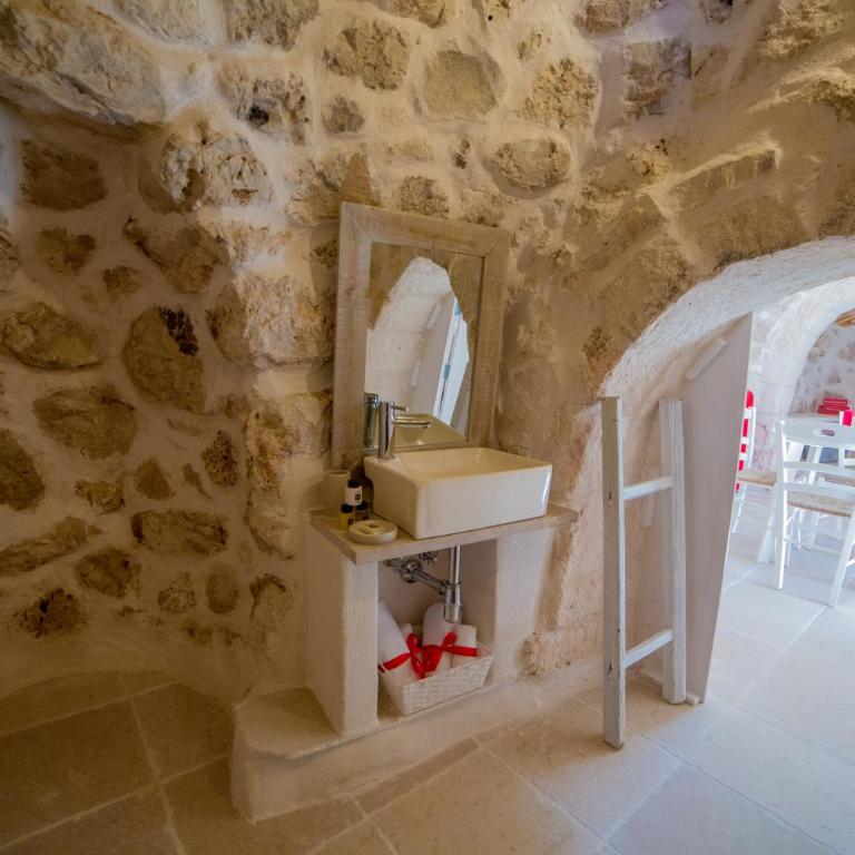 Tenuta Trullo Padronale-Private Pool Exclusive Villa Ostuni - Villa Superior - 34
