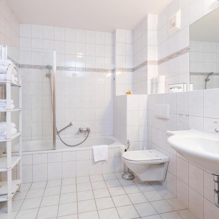 Werzer Strandcasino Hotel - Maisonette-Apartment mit 2 Schlafzimmern und Balkon - 11