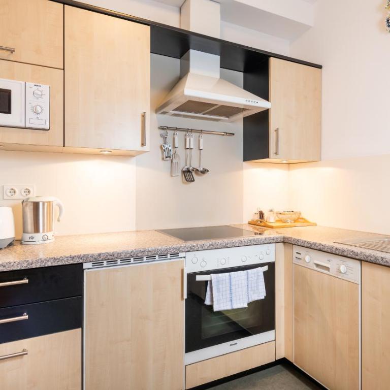 Werzer Strandcasino Hotel - Maisonette-Apartment mit 2 Schlafzimmern und Balkon - 5