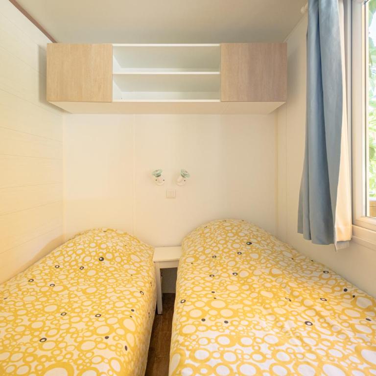 Camping Le Parc des Monges - Mobile Home 3 Chambres - 13