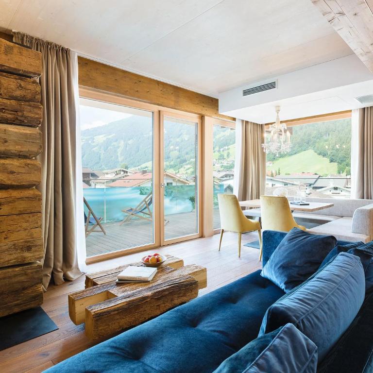 Small Luxury Hotel of the World - DasPosthotel - Loft Suite 8 - 2