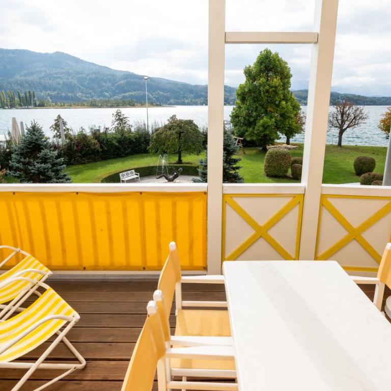 Werzer Strandcasino Hotel - Apartment mit 1 Schlafzimmer und Balkon - 2