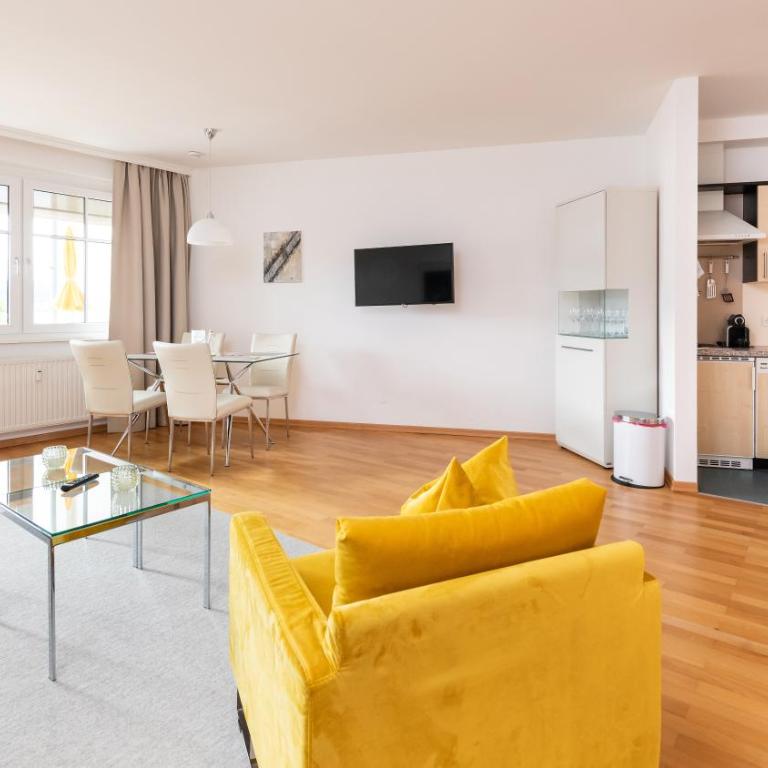 Werzer Strandcasino Hotel - Apartment mit 1 Schlafzimmer und Balkon - 1