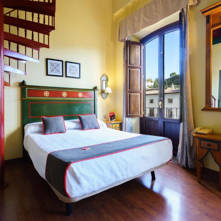 Hotel Plaza Nueva - Triple Room - 3