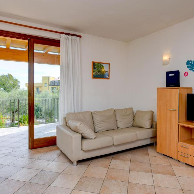 Relais Rosa Dei Venti -Ciao Vacanze- - Appartamento Standard con 3 Camere da Letto e Vista Lago - 10