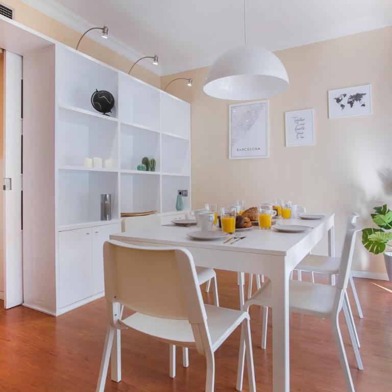 BBarcelona Sagrada Familia Flats - Apartment with Balcony - 9